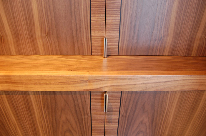 Oak display cabinet by 3rdEdition